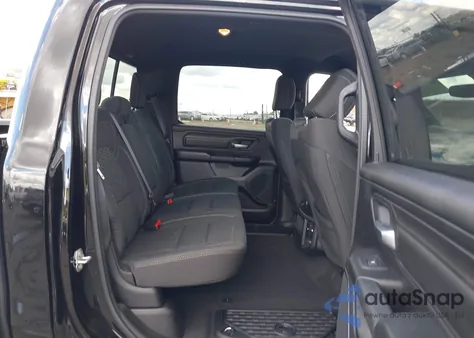 2025 Ram 1500 Tradesman 4X4 5'7 Box z USA, uszkodzony, nr VIN 1C6RRFGG2SN541096